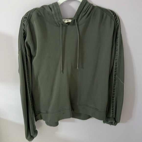 Green splendid hoodie - Picture 1 of 2